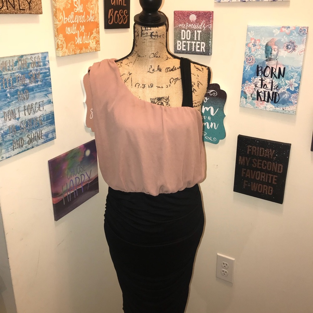 Party/Cocktail Dress